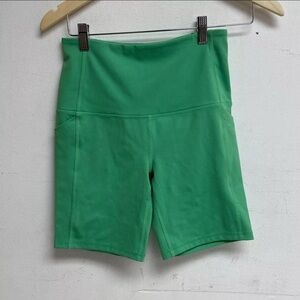 DSG Women S Momentum Ultr High Rise 7" Inseam Bike Shorts Slime Green Polyester